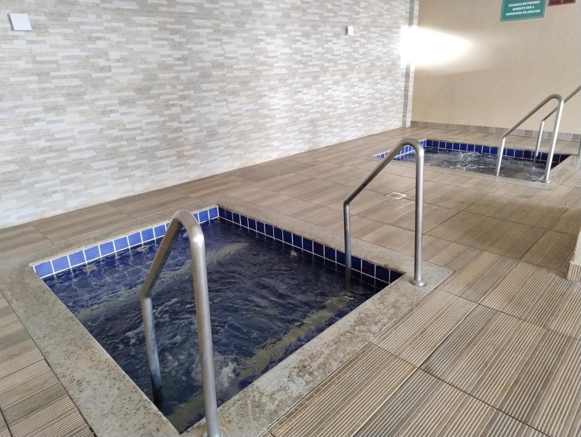 Casa Da Madeira Caldas Novas - 2 Quartos - Achei Ferias - Com Roupa De Cama Εξωτερικό φωτογραφία